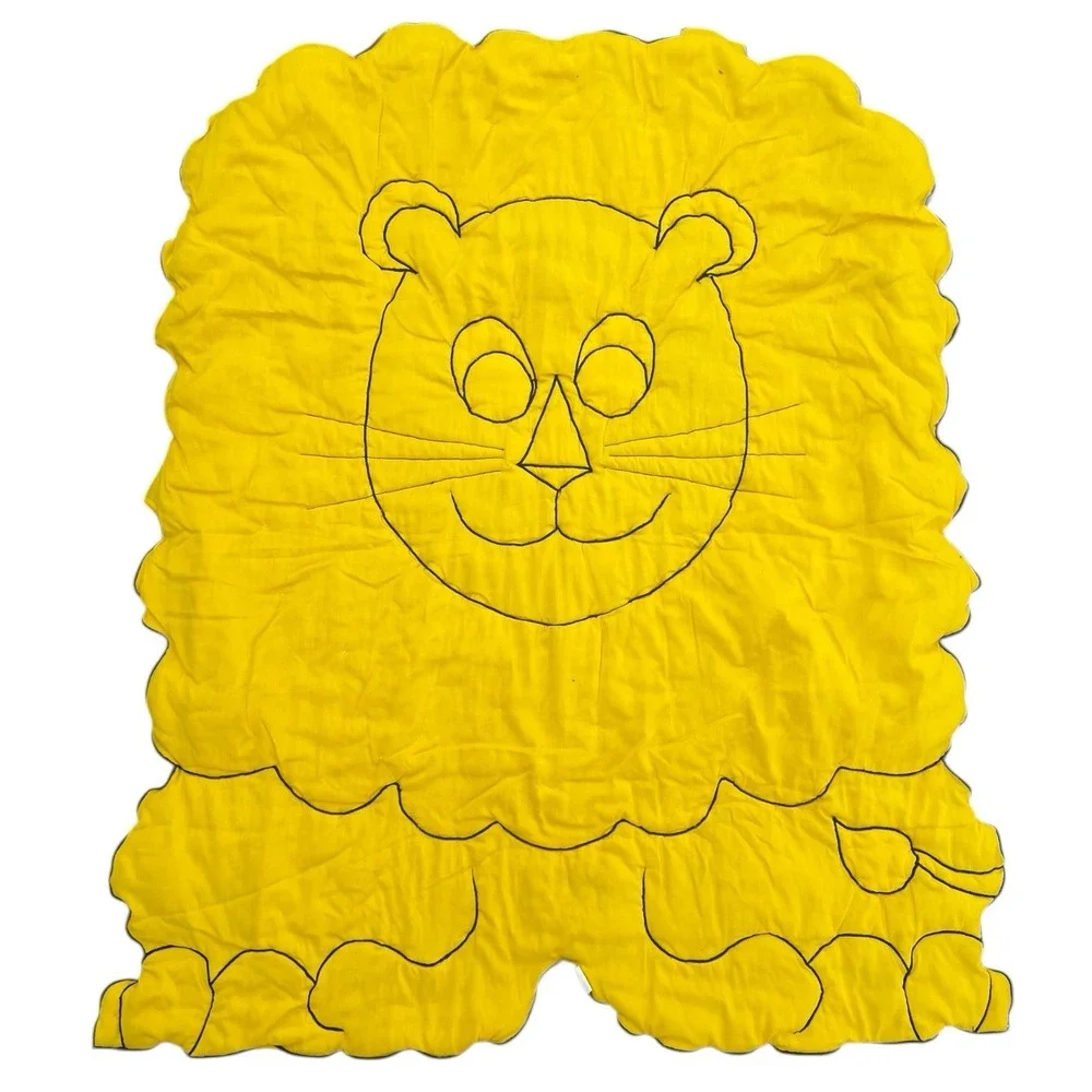 VTG 70s Lion Baby Quilt Blanket Nursery Retro Floral Yellow LRG 48x39 Handmade